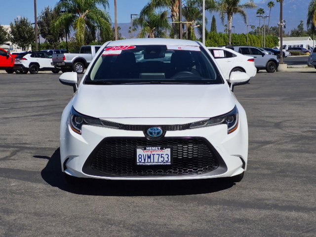 Used 2021 Toyota Corolla LE FWD image 2