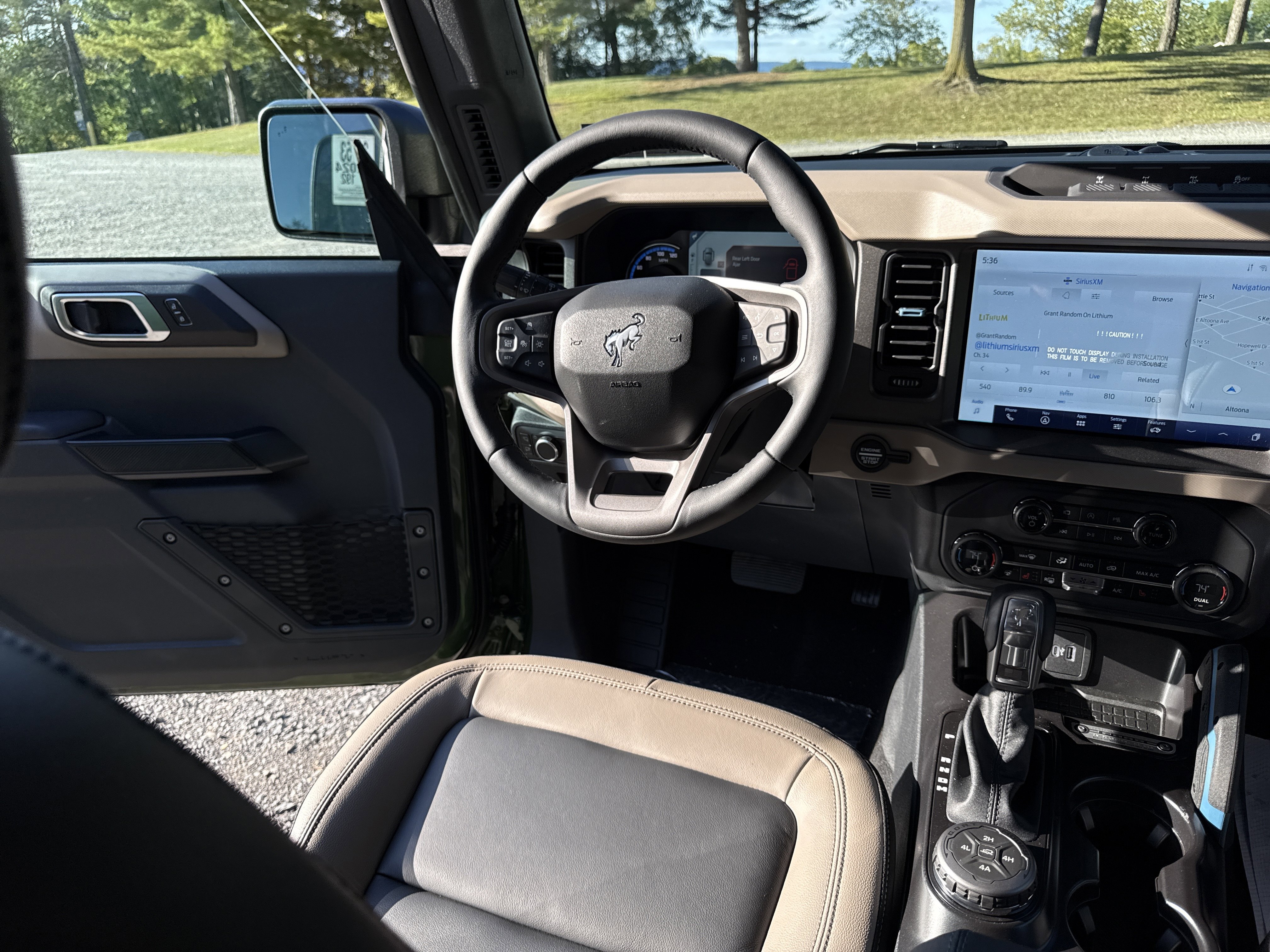 Used 2024 Ford Bronco Wildtrak image 15