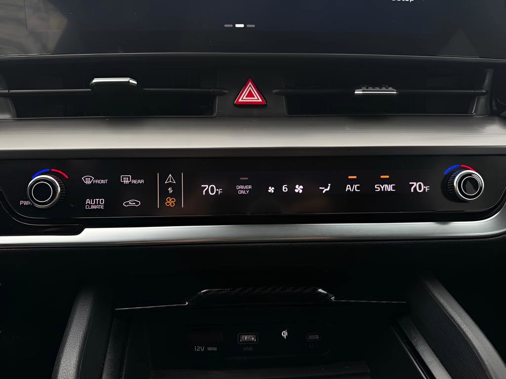 Used 2023 Kia Sportage EX image 28