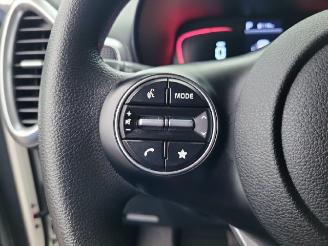 Used 2023 Kia Soul LX w/ Option Group 015 FWD image 23