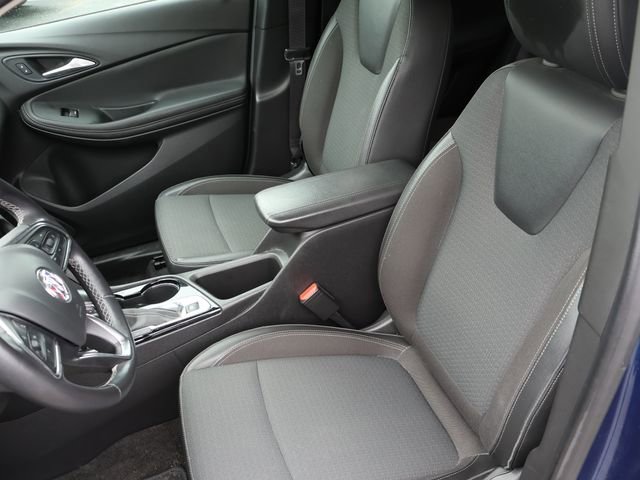 Used 2020 Buick Encore GX Preferred w/ Cold Weather Comfort Package FWD image 17