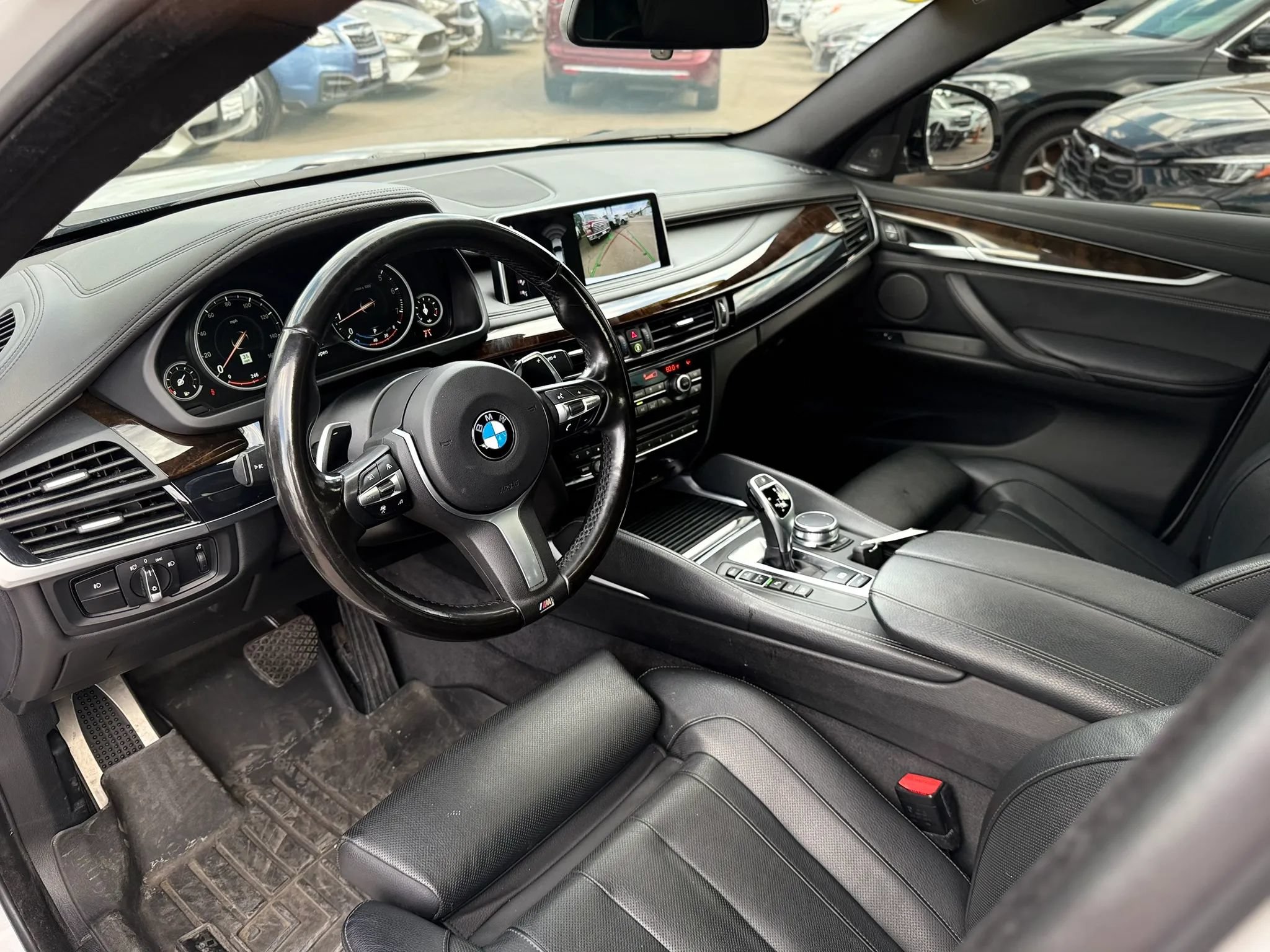 Used 2019 BMW X6 xDrive50i w/ M Sport Package AWD/4WD image 13