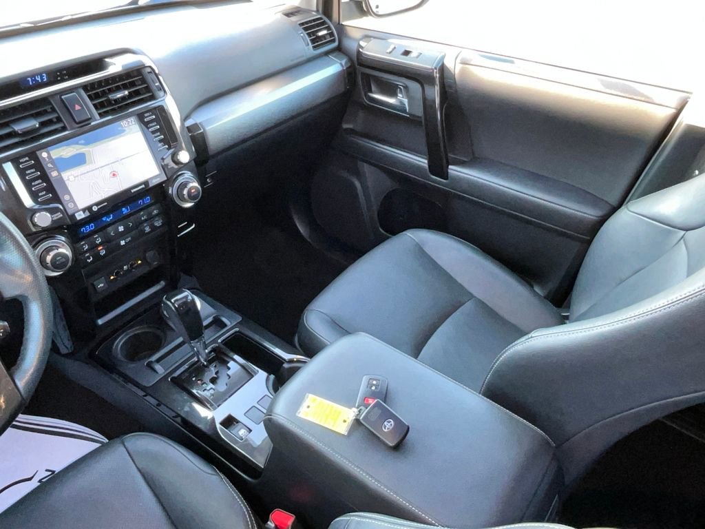 Used 2020 Toyota 4Runner Limited image 28