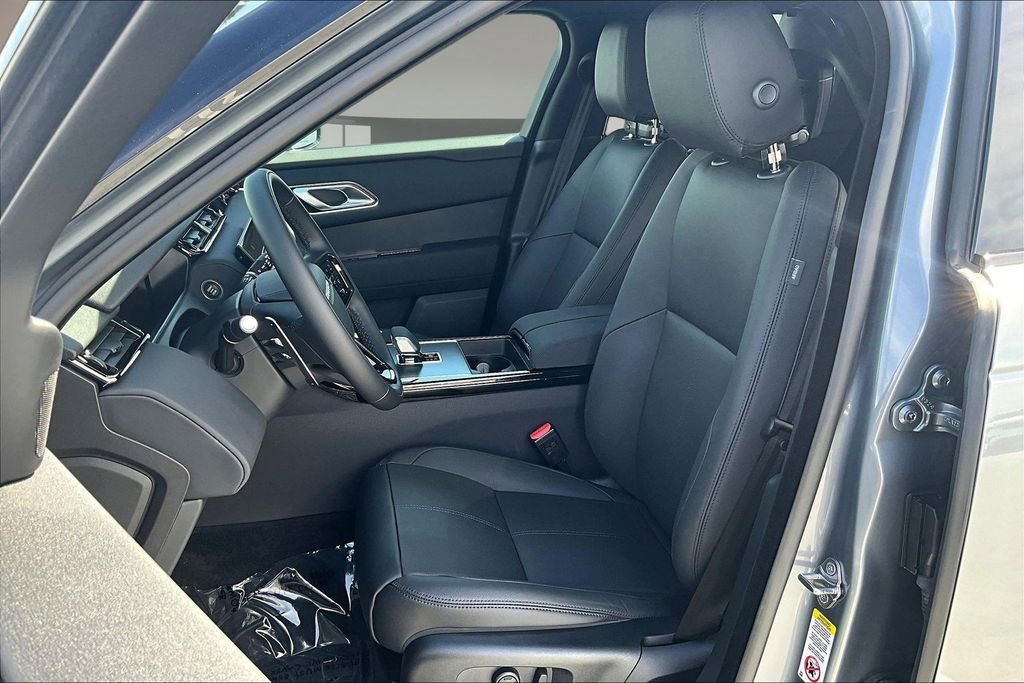Certified 2026 Land Rover Range Rover Velar S AWD/4WD image 19