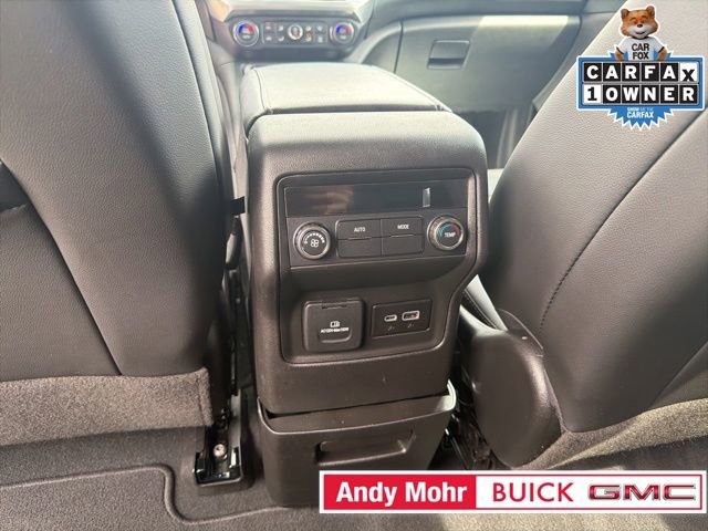 Used 2023 GMC Acadia SLT w/ Elevation Edition image 22