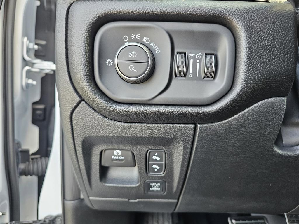 New 2026 RAM 1500 Rebel image 14