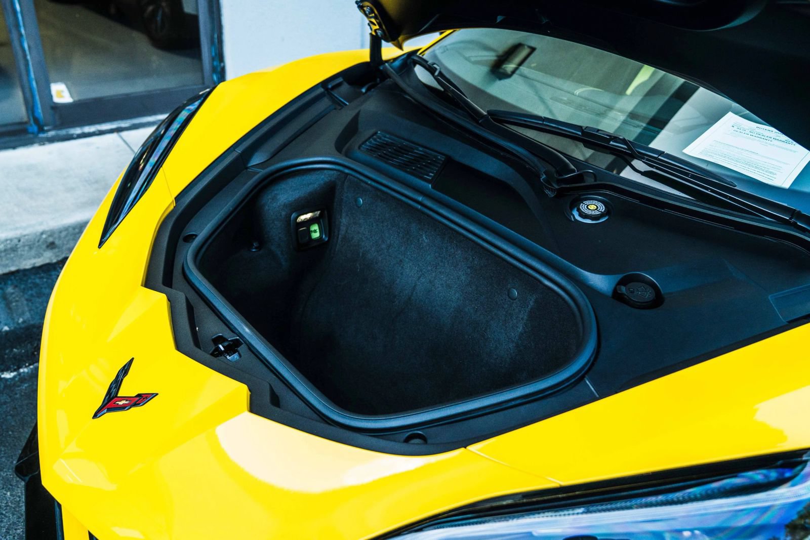 Used 2025 Chevrolet Corvette Z06 RWD image 39