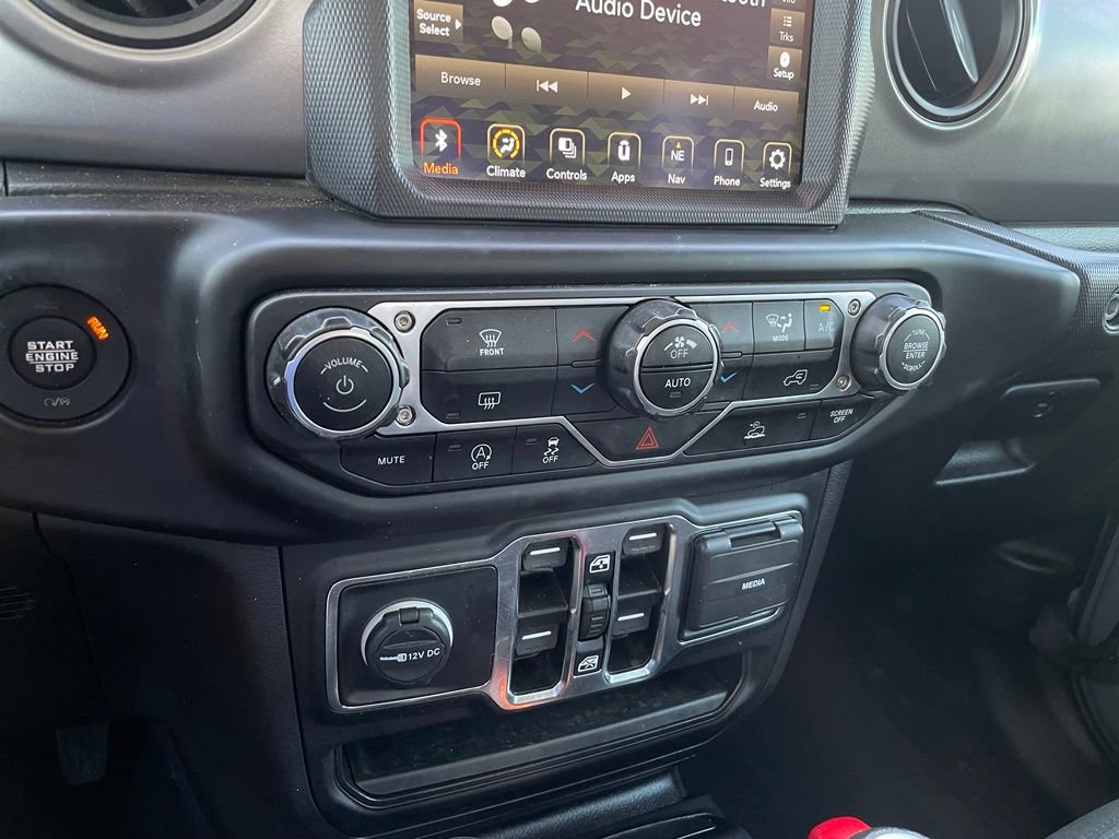 Used 2023 Jeep Gladiator Sport AWD/4WD image 18