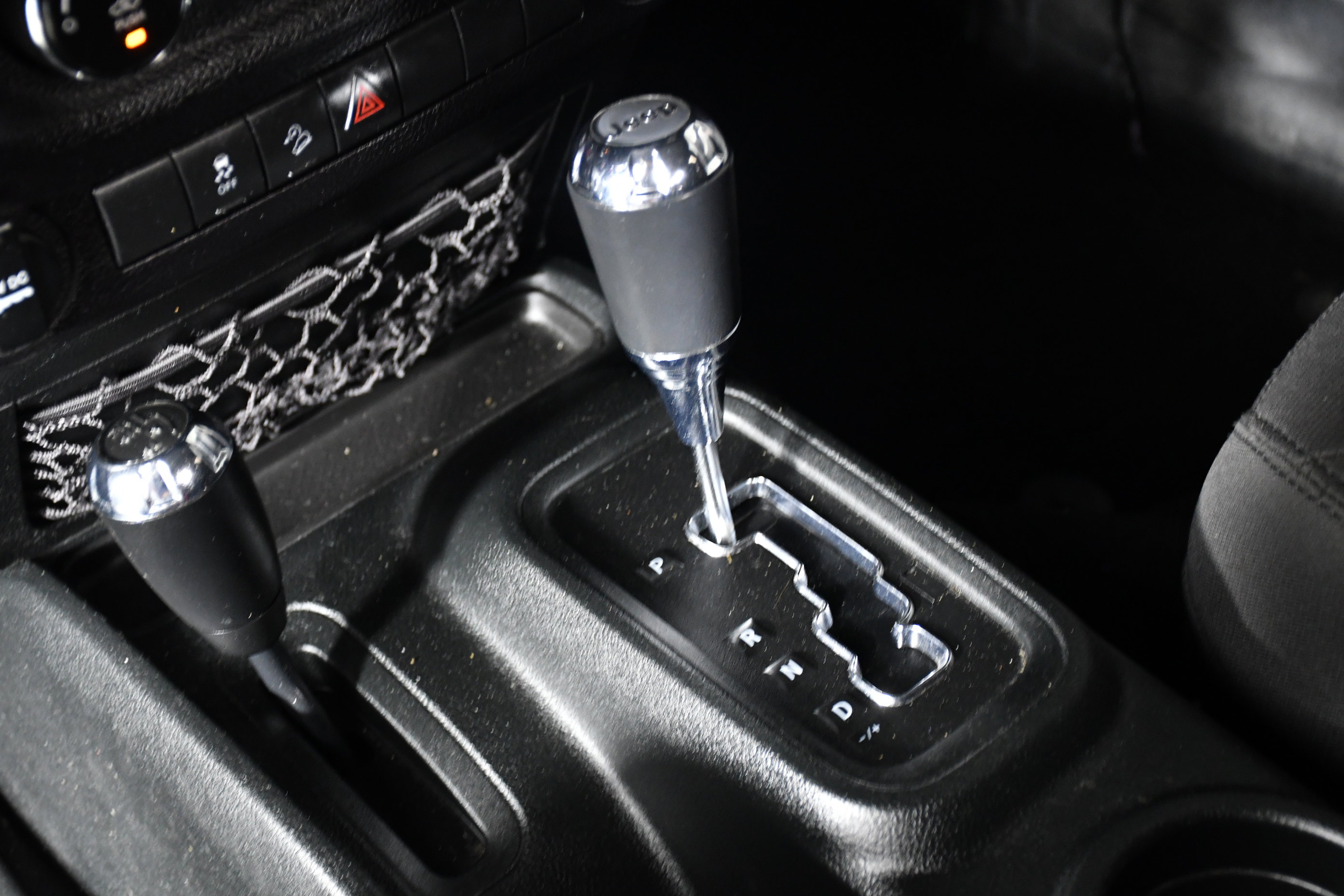 Used 2018 Jeep Wrangler Sport image 16