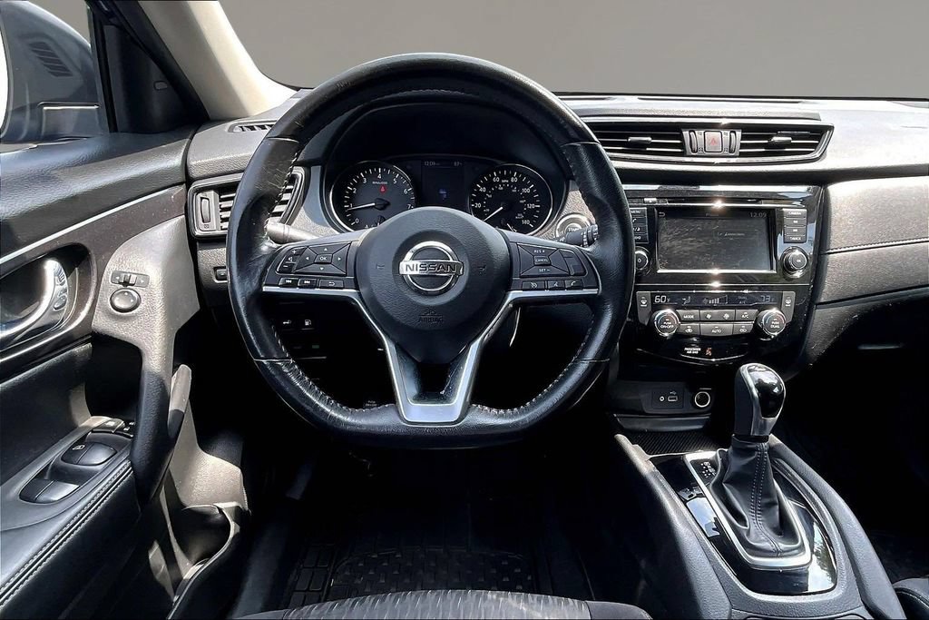 Used 2019 Nissan Rogue SV AWD/4WD image 8