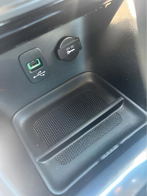 Used 2013 Chrysler 200 LX FWD image 22