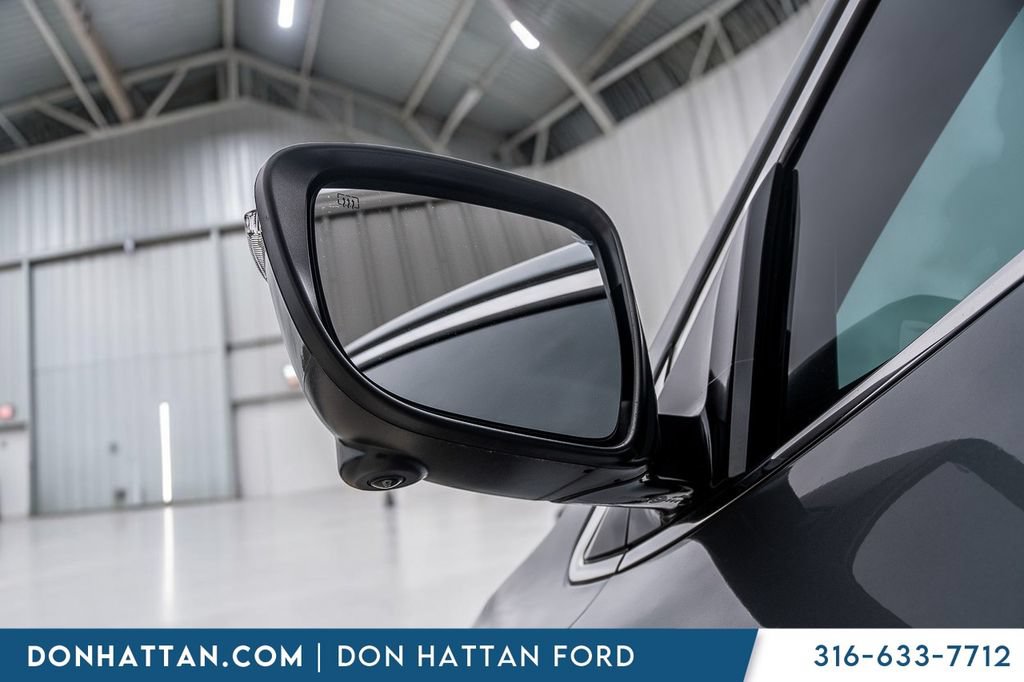 Used 2020 Nissan Murano Platinum w/ Cargo Package FWD image 36
