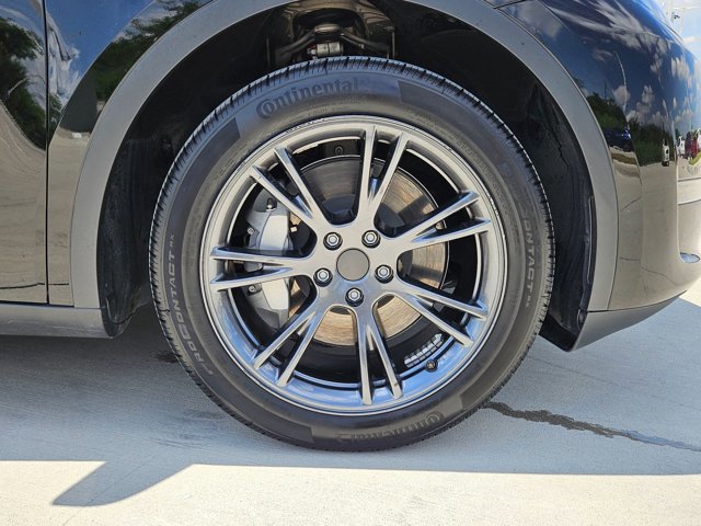 Used 2024 Tesla Model Y Long Range RWD image 24