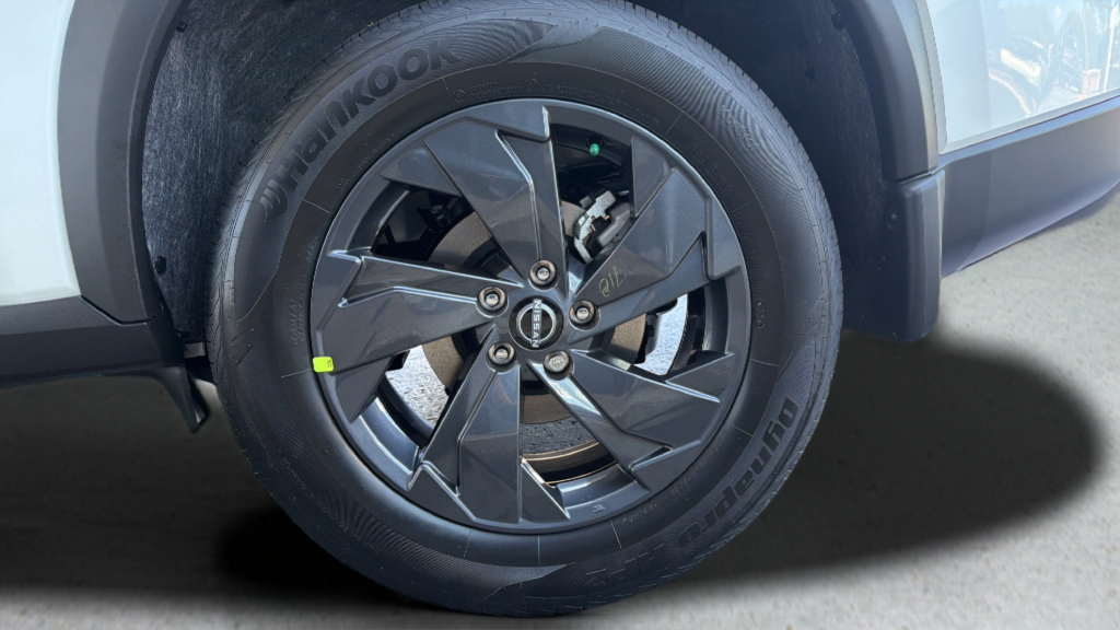 New 2026 Nissan Rogue SV AWD/4WD image 27