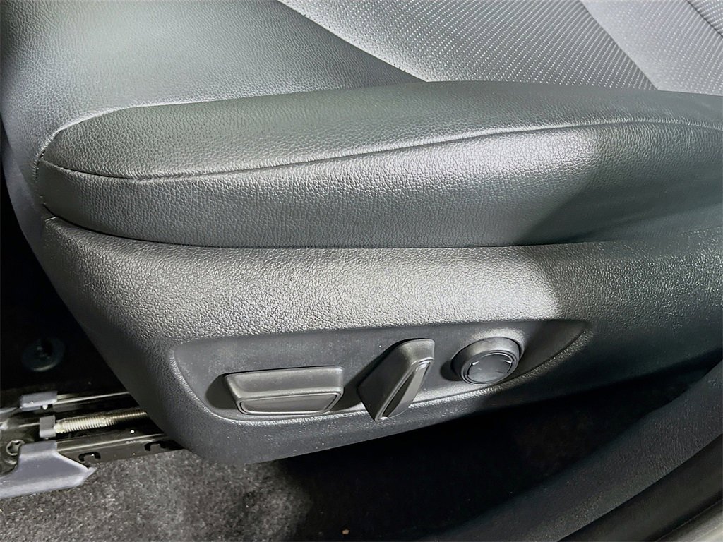 Certified 2025 Toyota Grand Highlander AWD image 17