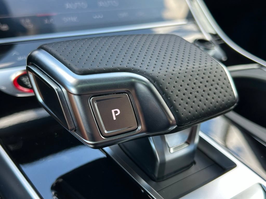 Used 2023 Audi SQ8 Prestige AWD/4WD image 37