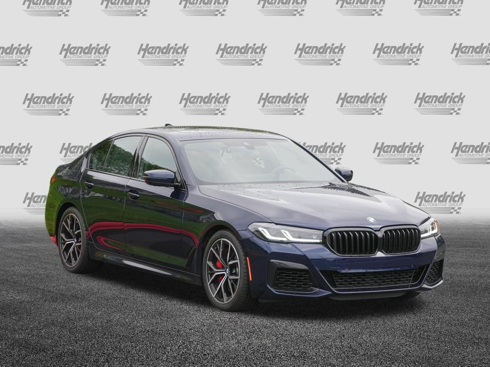 Used 2022 BMW M550i xDrive w/ Executive Package AWD/4WD image 2