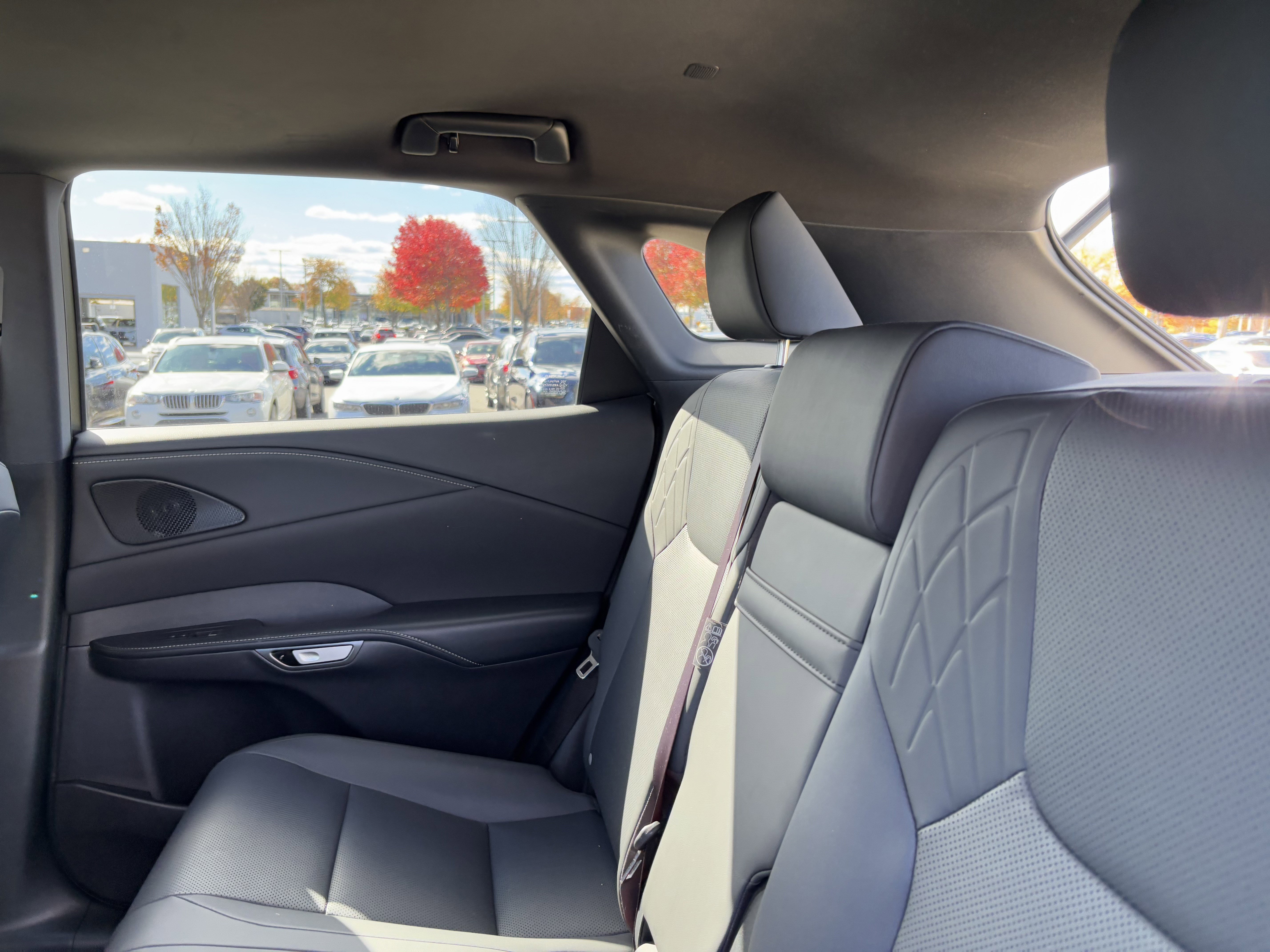 Used 2024 Lexus RX 350 Premium image 32