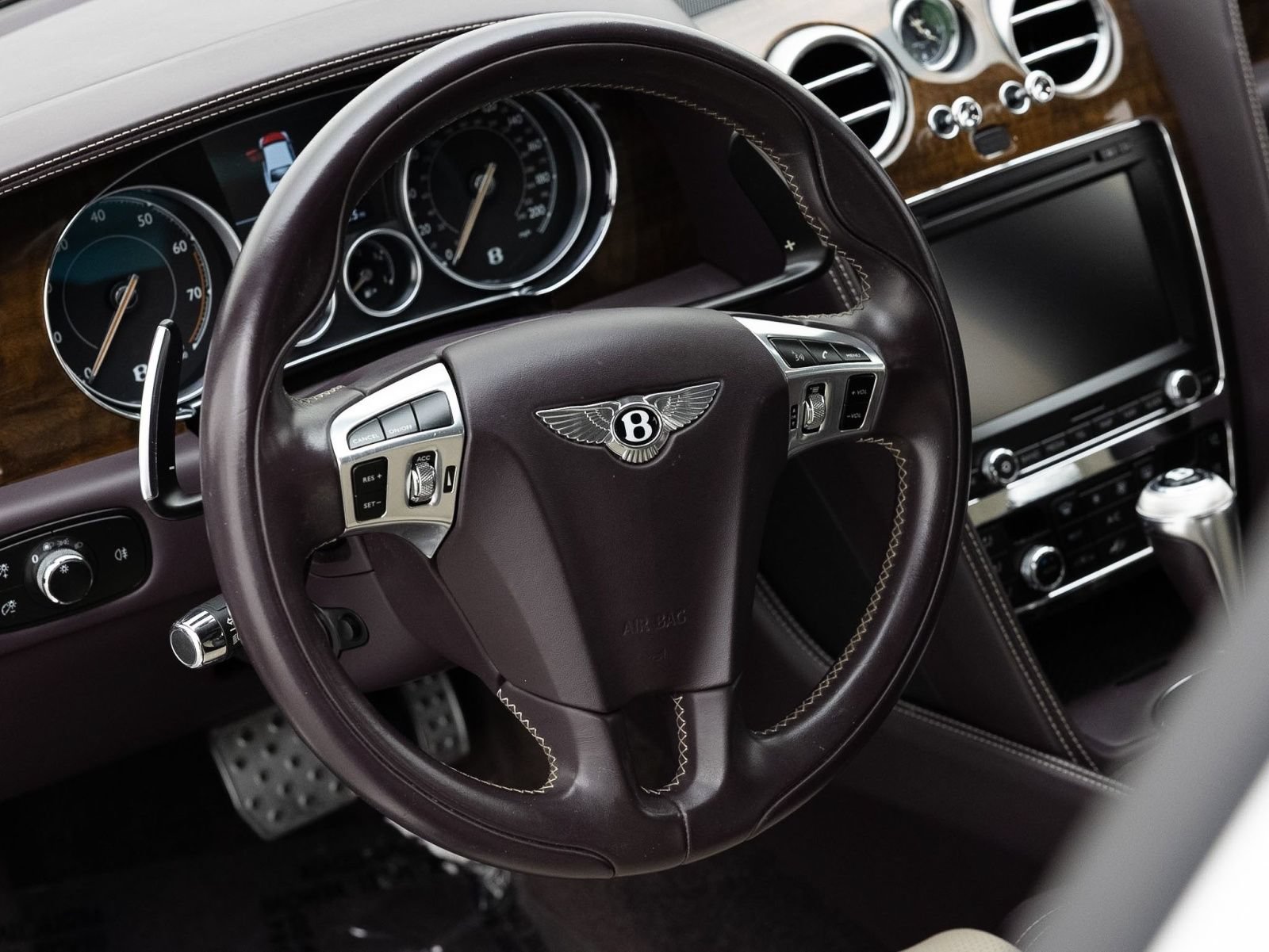 Used 2017 Bentley Flying Spur S V8 AWD/4WD image 45