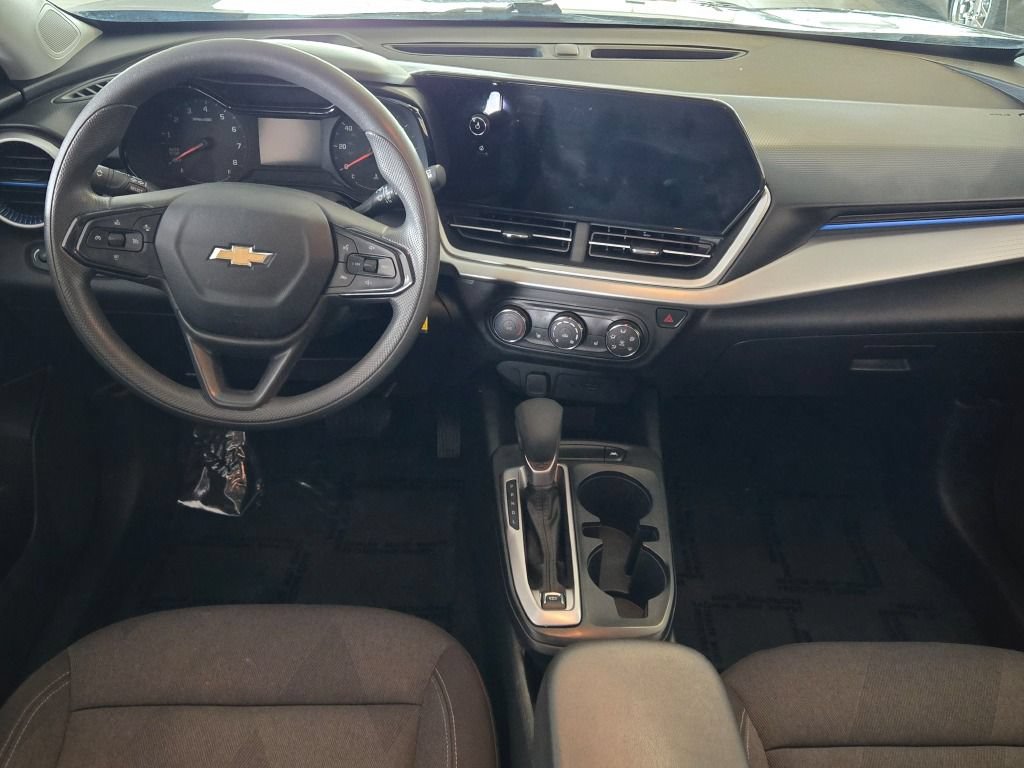 Certified 2024 Chevrolet Trax LS w/ LS Convenience Package FWD image 13
