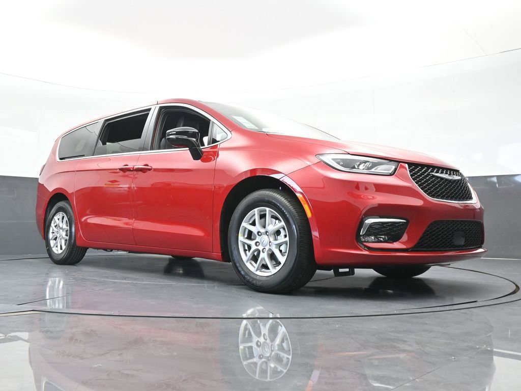 New 2026 Chrysler Pacifica Select image 59