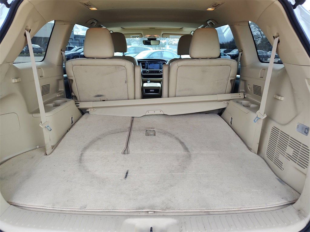 Used 2019 Toyota Highlander SE image 9