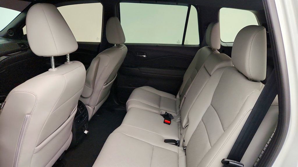 Used 2021 Honda Passport Elite image 18