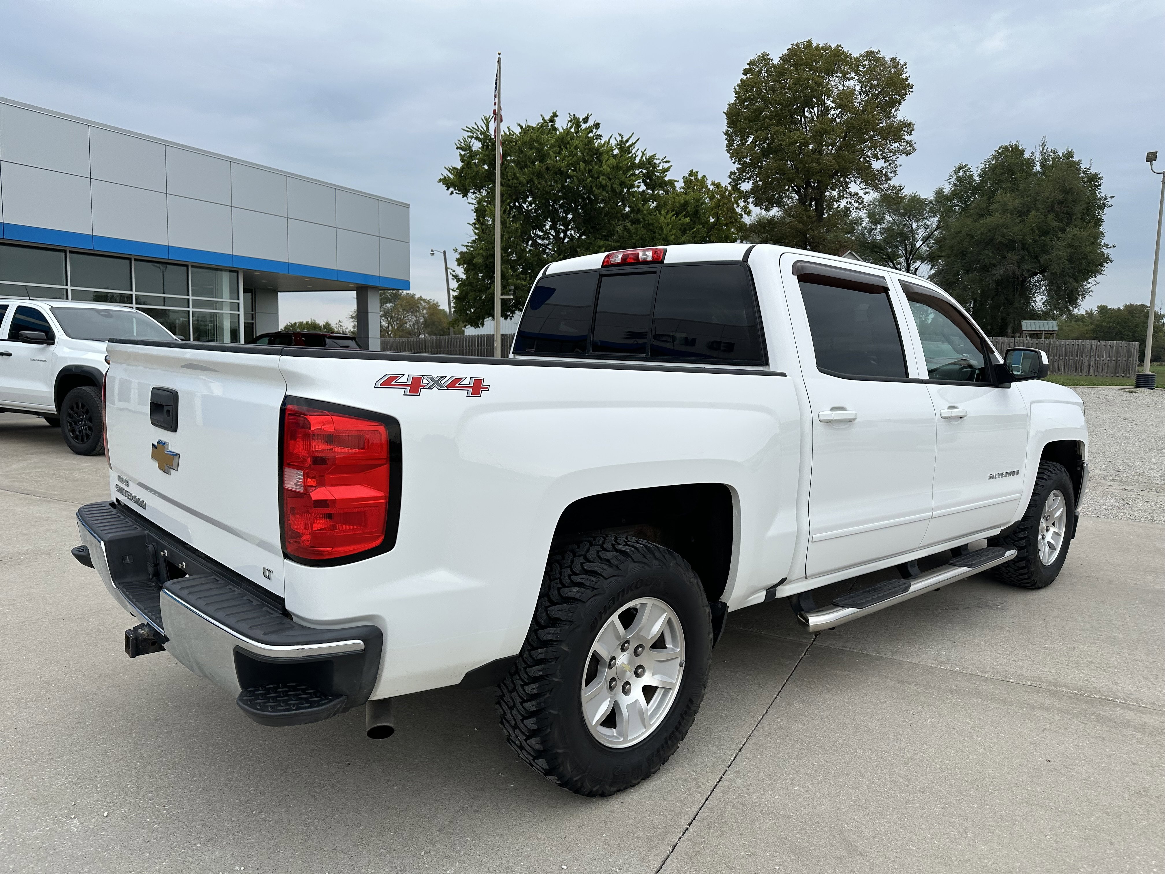 Used 2017 Chevrolet Silverado 1500 LT w/ All Star Edition image 3