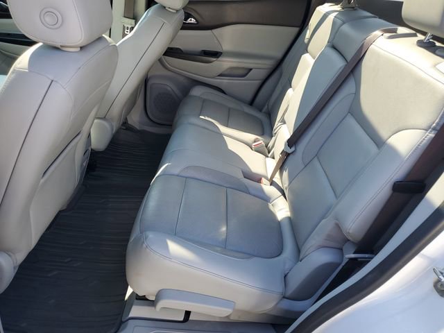 Used 2017 GMC Acadia SLT image 22