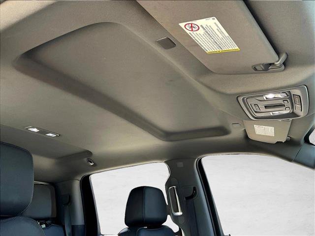 Used 2022 Chevrolet Silverado 2500 LT w/ Convenience Package AWD/4WD image 16
