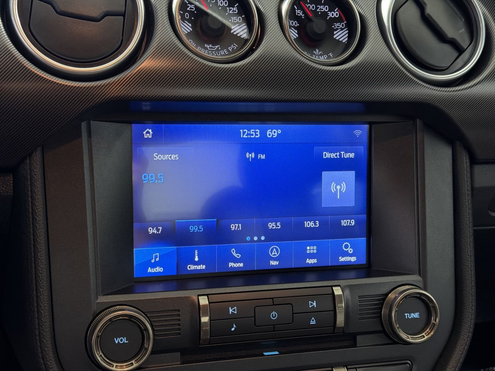 Used 2019 Ford Mustang Shelby GT350 w/ Technology Package RWD image 34