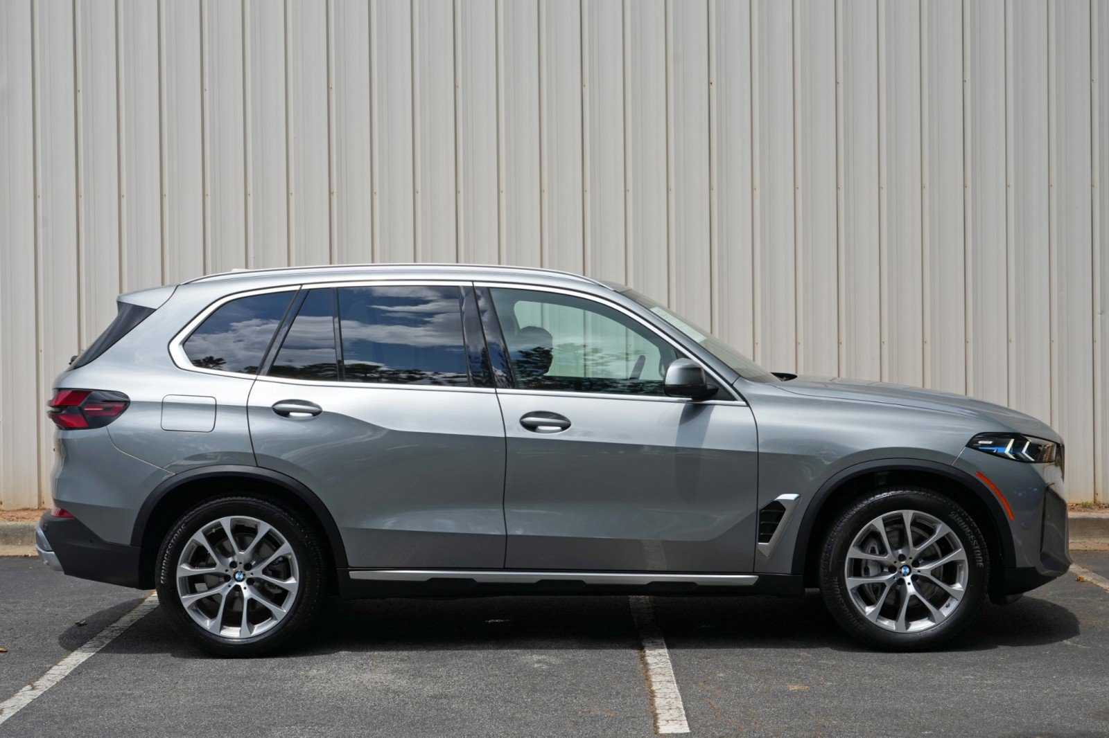 Used 2024 BMW X5 sDrive40i w/ Premium Package RWD image 58