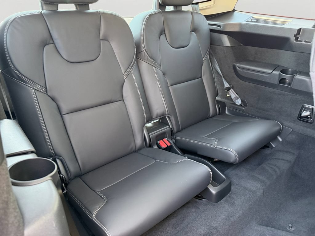 Certified 2026 Volvo XC90 B6 Ultra w/ Lounge Package AWD/4WD image 10