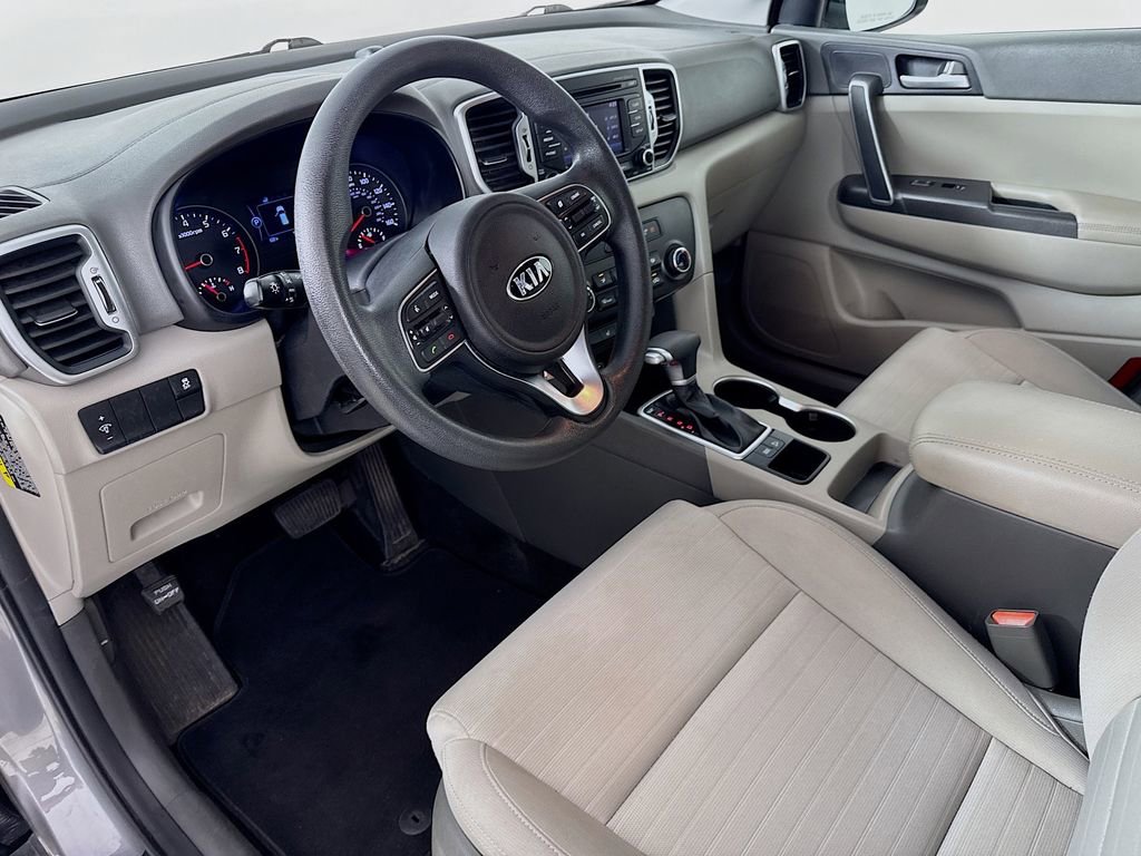 Used 2017 Kia Sportage LX w/ LX Popular Package FWD image 11