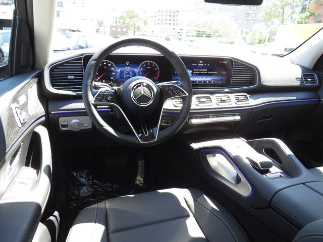 Used 2026 Mercedes-Benz GLS 450 4MATIC image 10