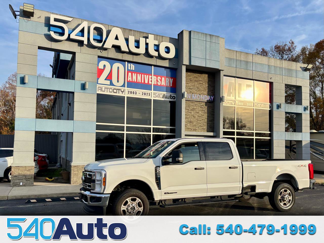 Used 2025 Ford F350 XLT image 1