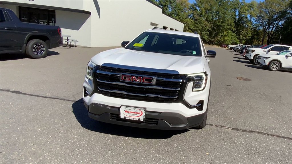 New 2026 GMC Terrain Elevation w/ Elevation Premium Package image 3