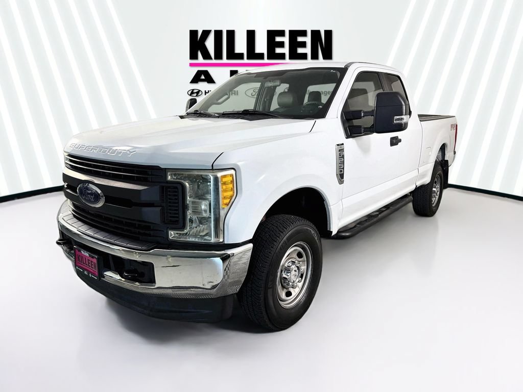 Used 2017 Ford F250 XL w/ Power Equipment Group AWD/4WD image 3