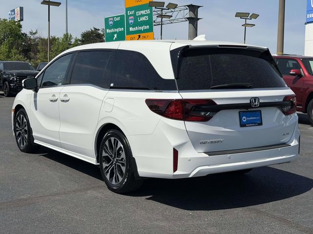 Used 2026 Honda Odyssey Elite image 3