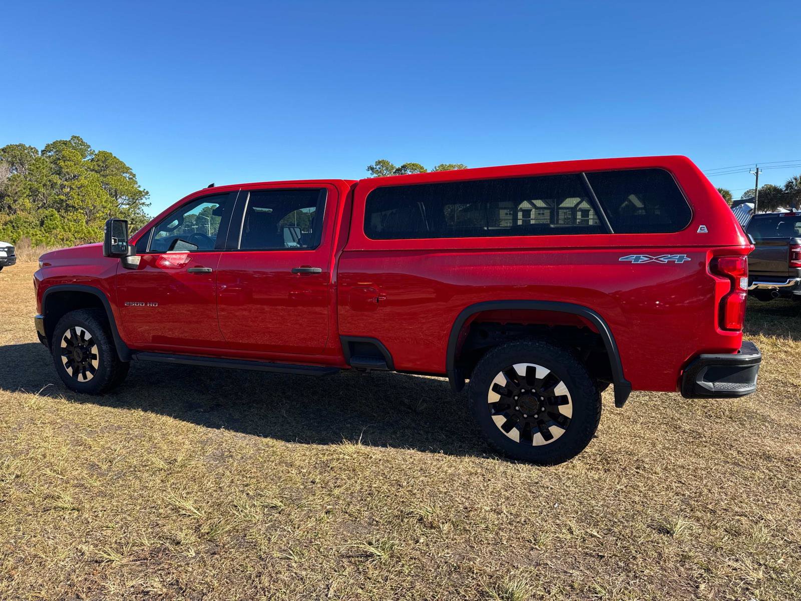 Used 2020 Chevrolet Silverado 2500 Custom w/ Custom Value Package image 5
