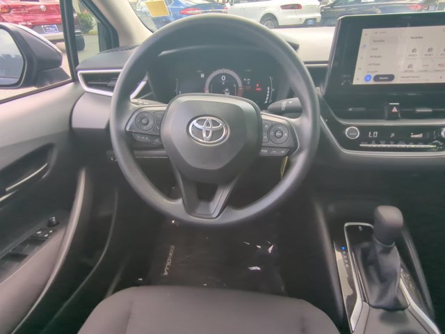 Used 2026 Toyota Corolla LE FWD image 17