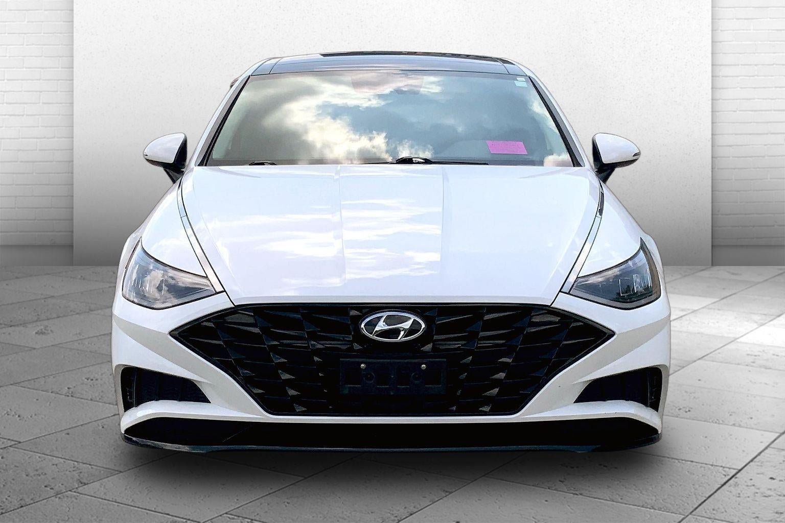 Used 2020 Hyundai Sonata SEL w/ Premium + Sunroof Package FWD image 2