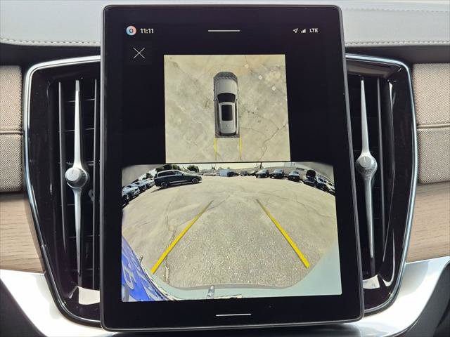 New 2027 Volvo XC90 B6 Plus AWD/4WD image 10