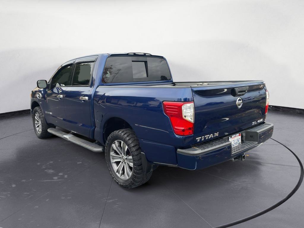Used 2017 Nissan Titan SL image 5