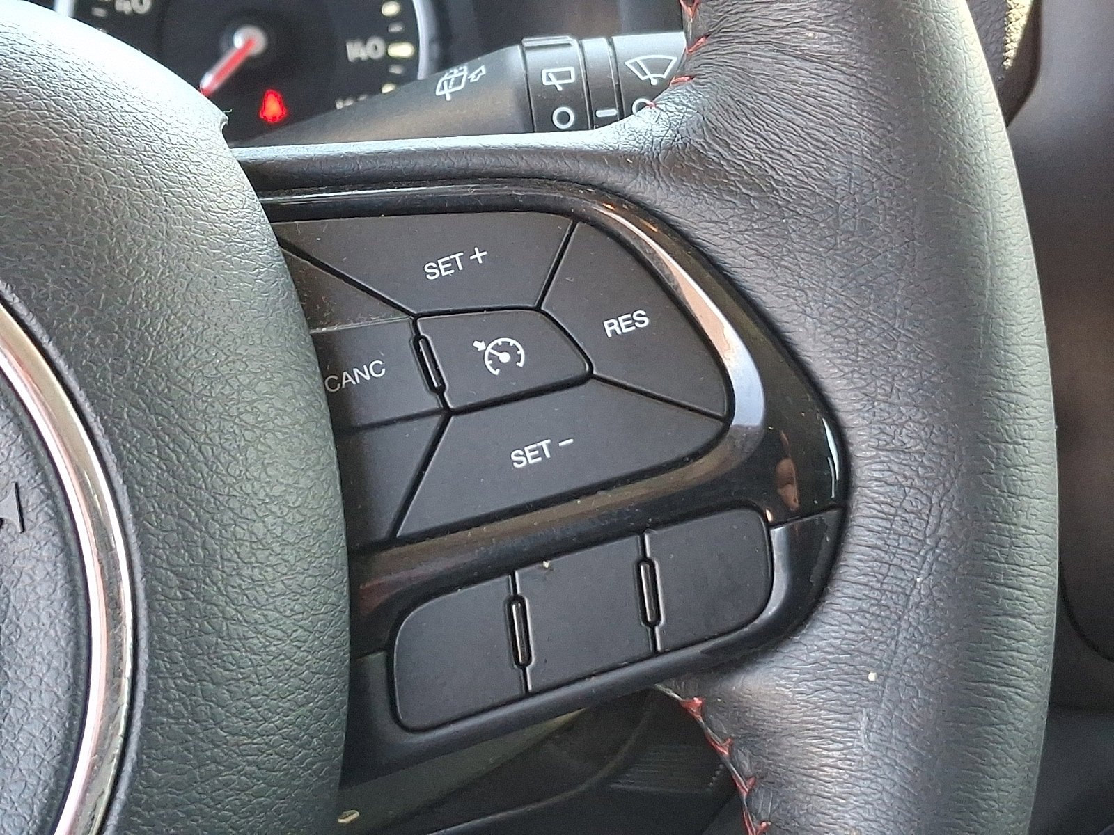 Certified 2022 Jeep Renegade Trailhawk AWD/4WD image 22