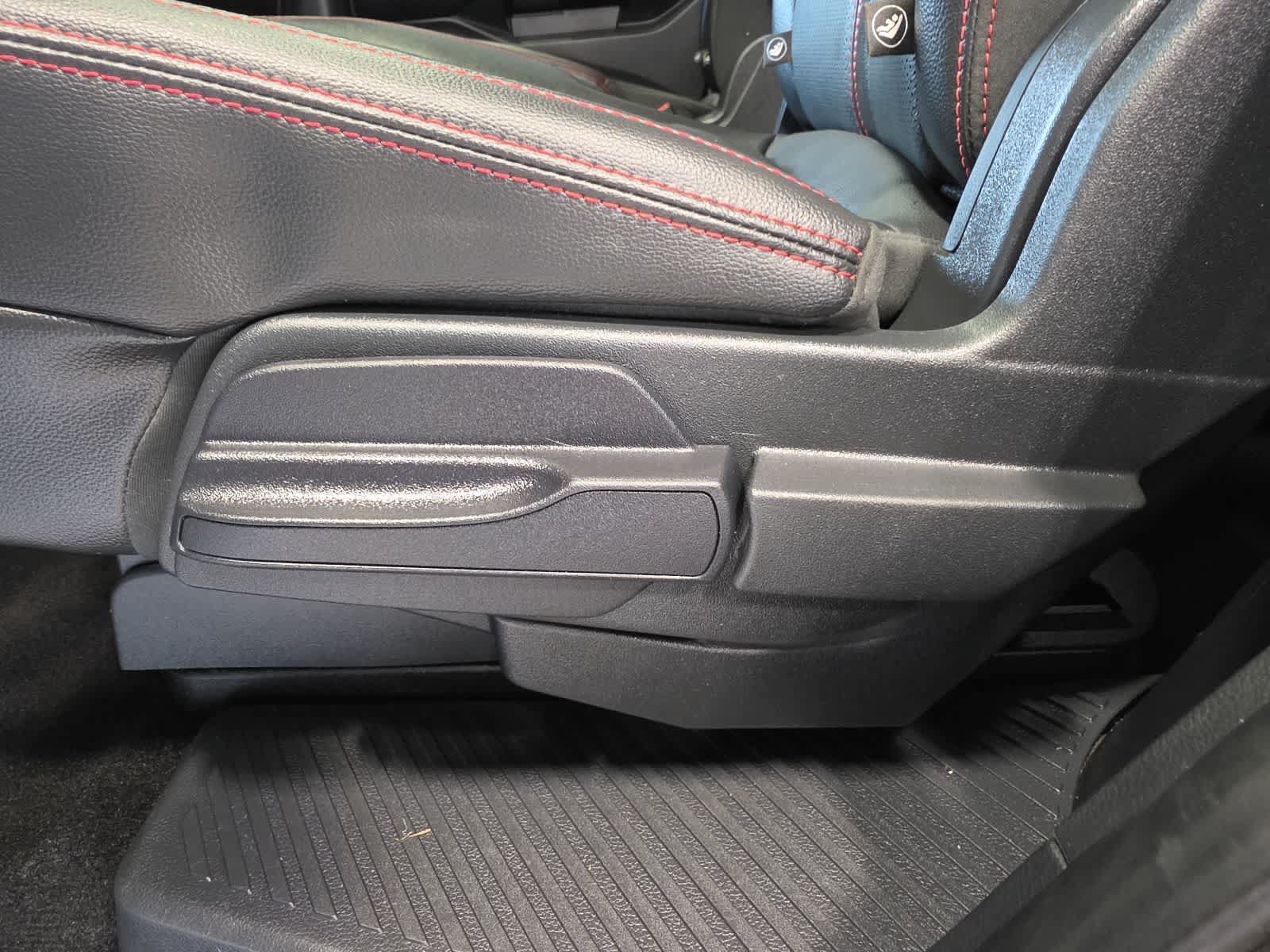 Used 2023 Ford Expedition Limited AWD/4WD image 38