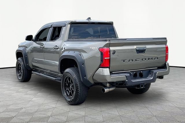 Used 2025 Toyota Tacoma TRD Sport RWD image 4