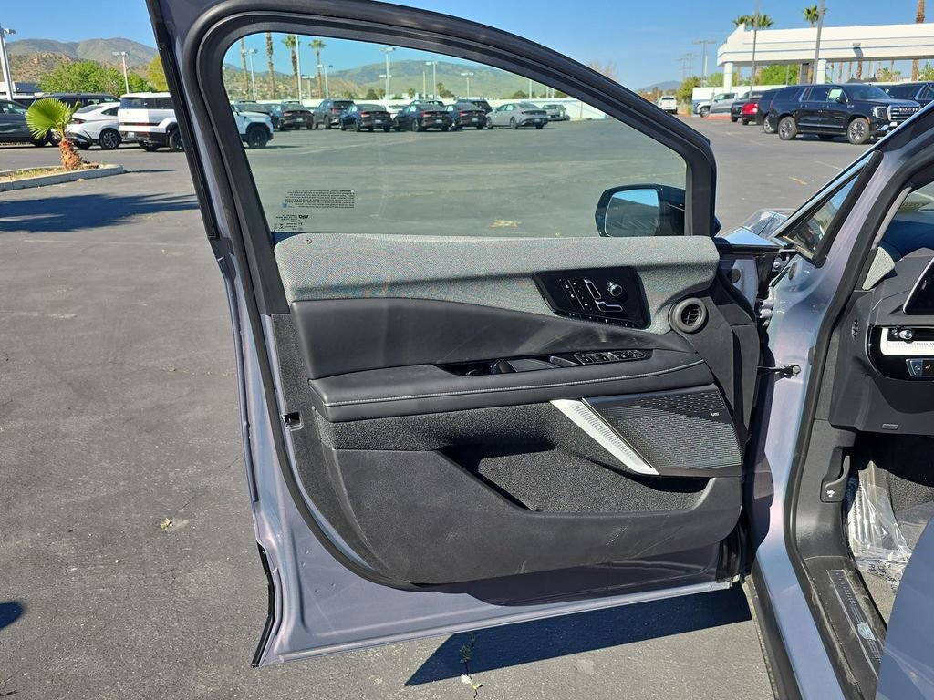 New 2026 Cadillac Optiq Luxury 1 RWD image 27