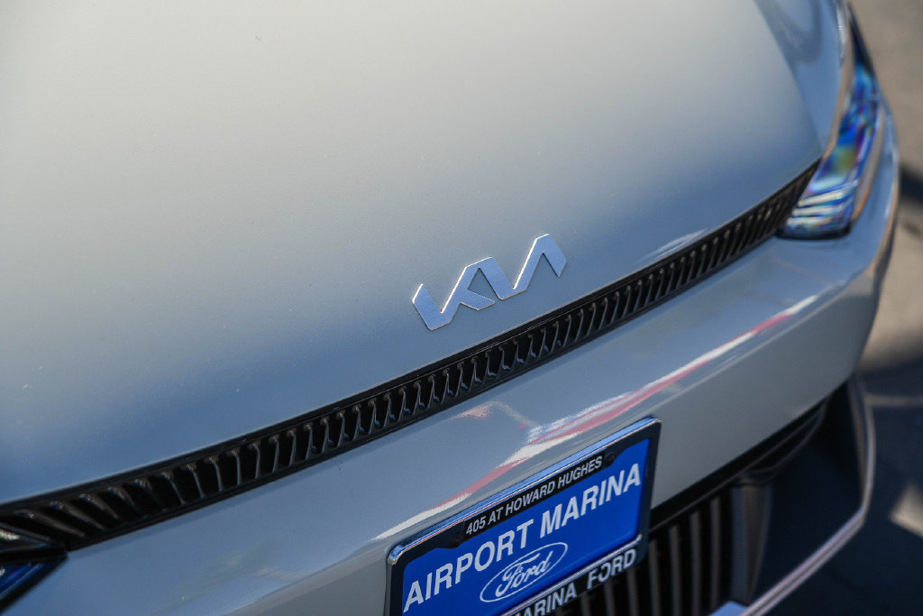 Used 2024 Kia EV6 Light AWD/4WD image 14