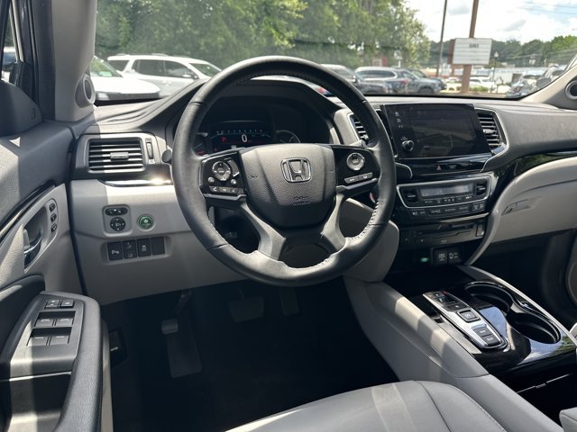 Used 2022 Honda Pilot Touring image 25